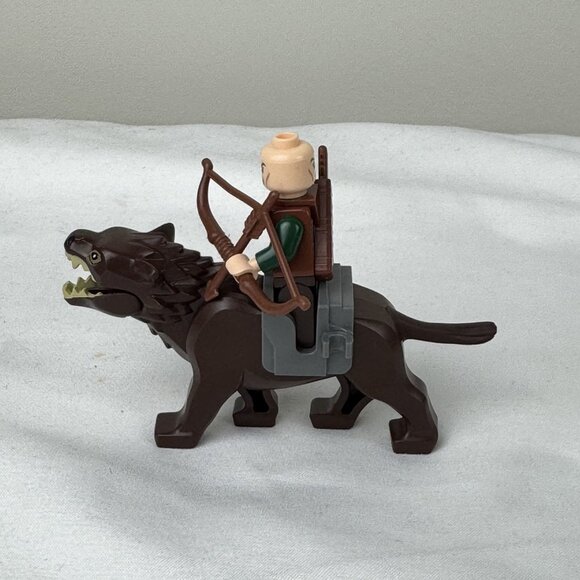 Lego LOTR Warg Black Nose The Hobbit Animal Minifigure w/ Mirkwood Elf Archer - Picture 4 of 8